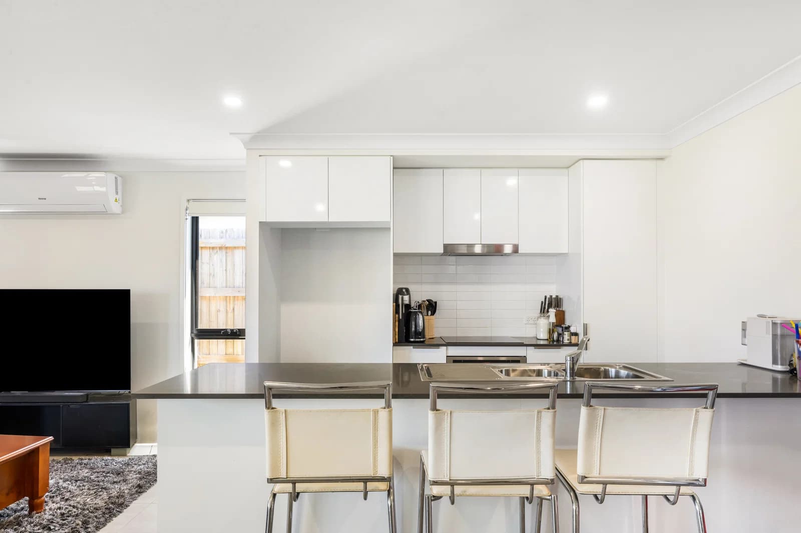9 Palmeri Street, Logan Reserve, QLD, 4133, Logan Reserve - Thumbnail 3