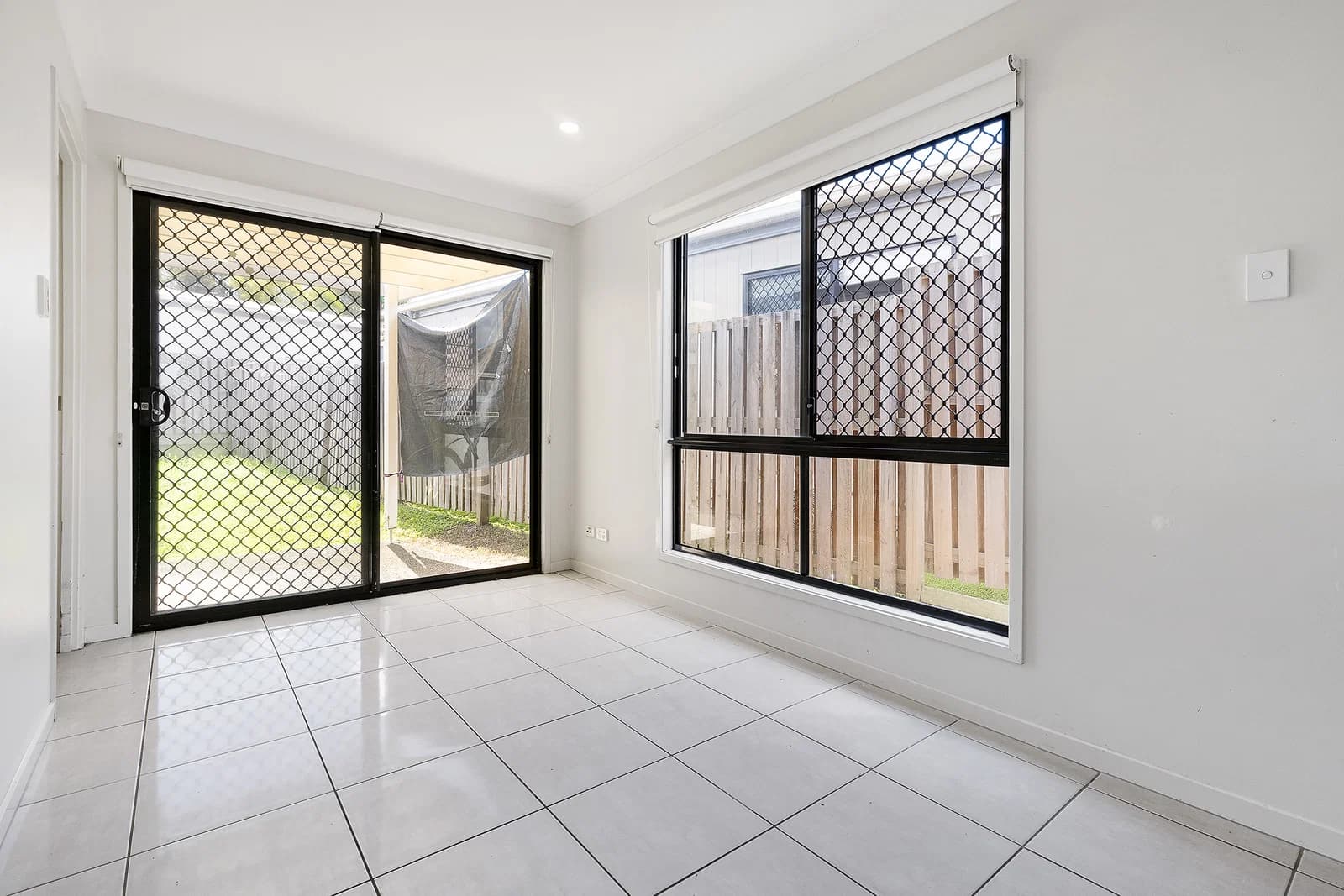 48 Spruce Street, Loganlea, QLD, 4131, Loganlea - Thumbnail 8