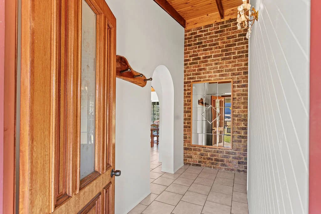 4 Eustace Court, Collingwood Park, QLD, 4301, Collingwood Park - Thumbnail 3