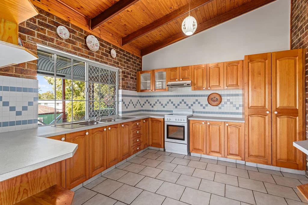 4 Eustace Court, Collingwood Park, QLD, 4301, Collingwood Park - Thumbnail 4