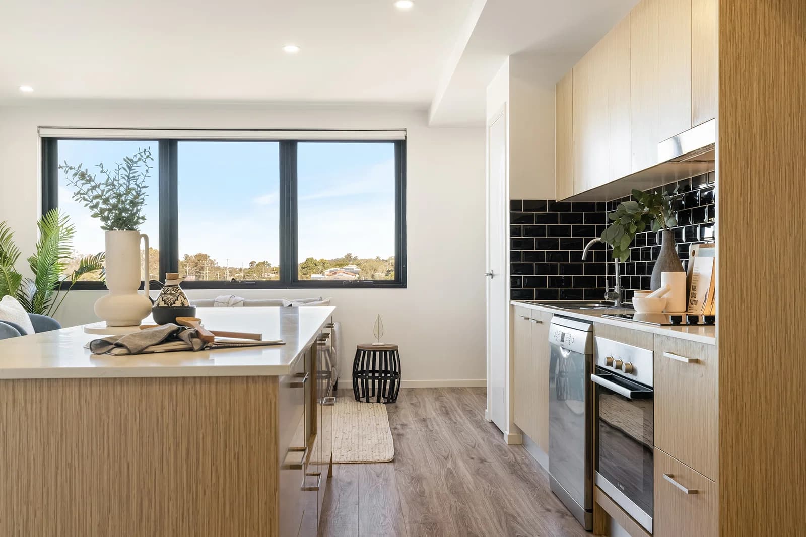 408/57 Ludwick Street, Cannon Hill, QLD, 4170, Cannon Hill - Thumbnail 5