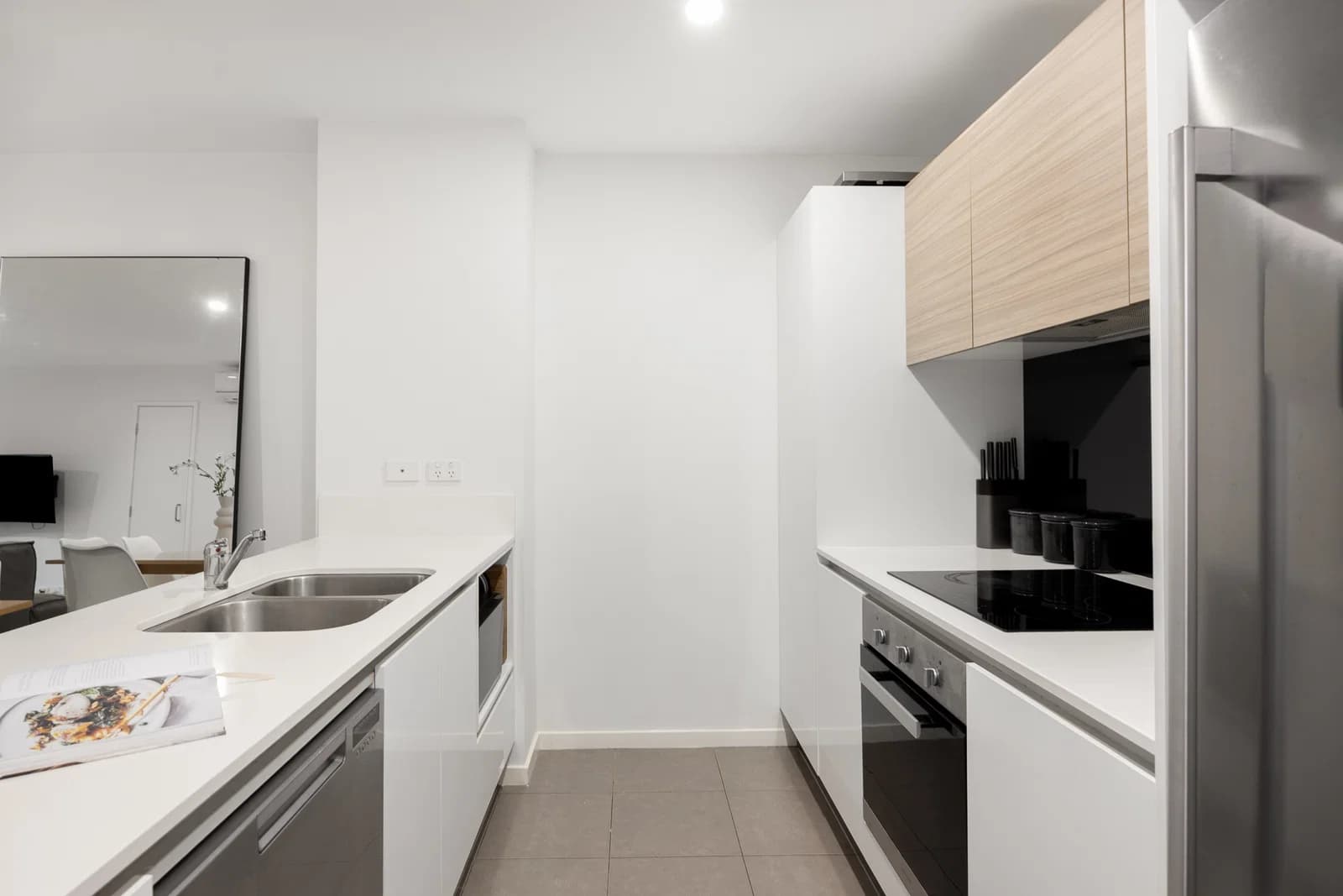 3111/1-7 Waterford Court, Bundall, QLD, 4217, Bundall - Thumbnail 4
