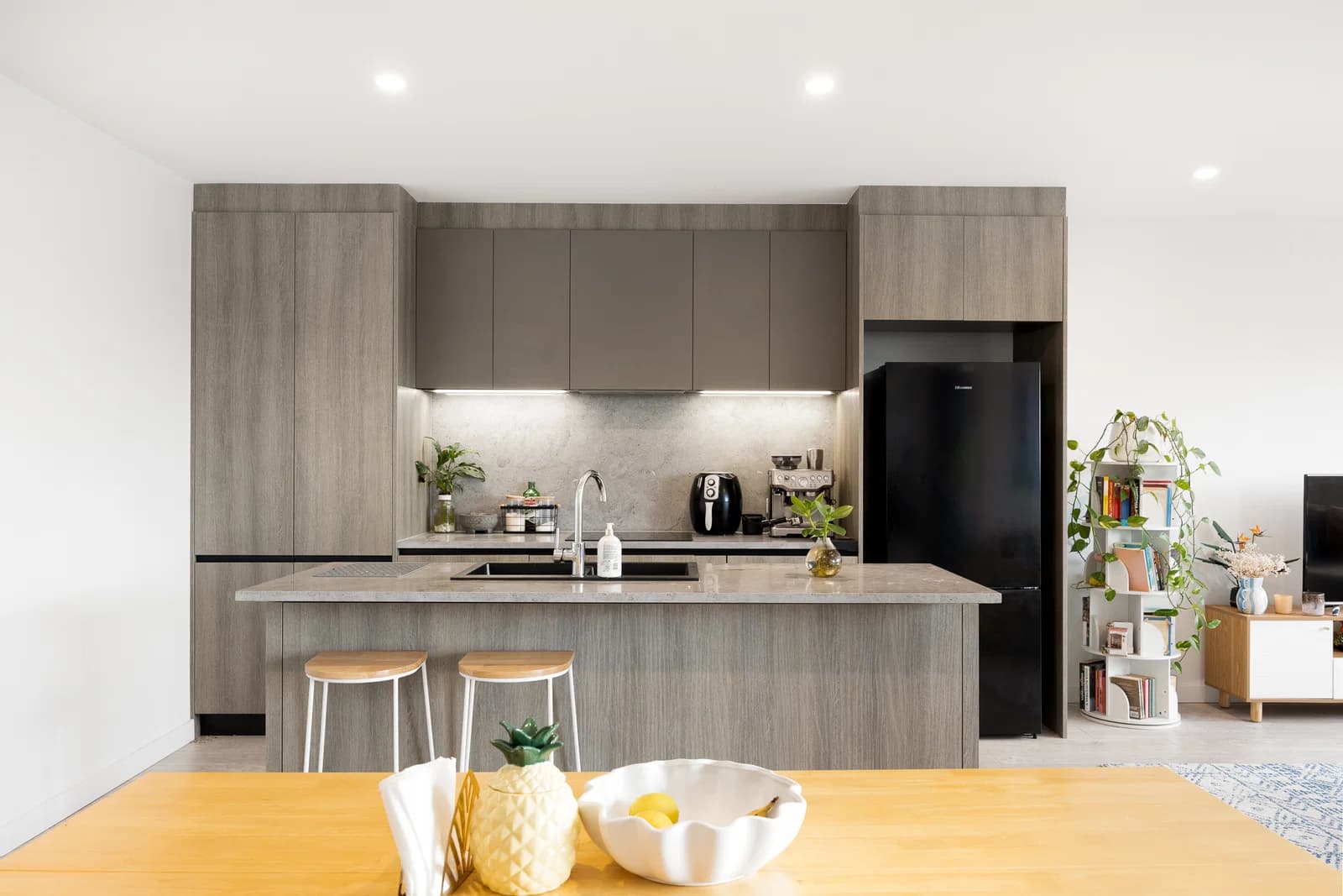 205/135 Eugaree Street, Southport, QLD, 4215, Southport - Thumbnail 2