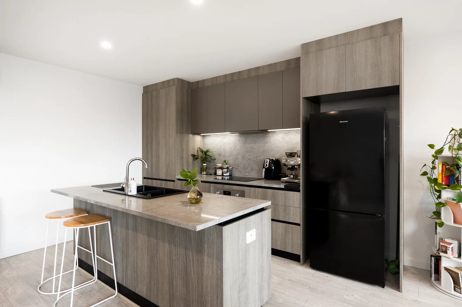 205/135 Eugaree Street, Southport, QLD, 4215, Southport - Thumbnail 5