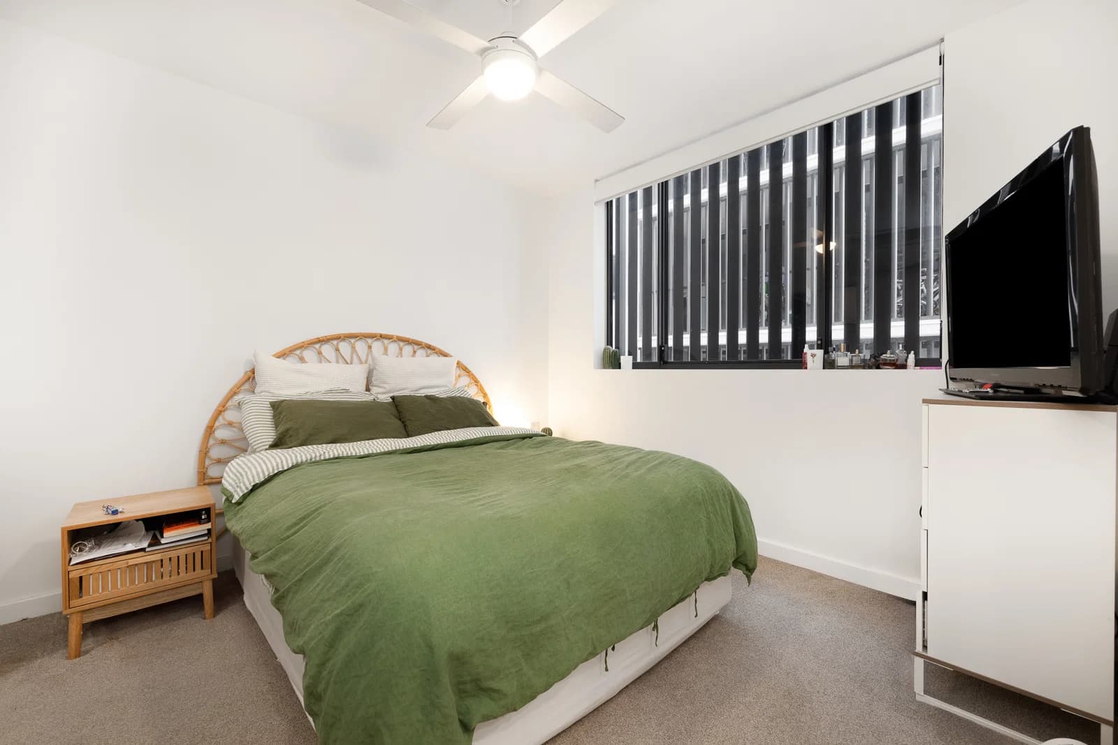 205/135 Eugaree Street, Southport, QLD, 4215, Southport - Thumbnail 7