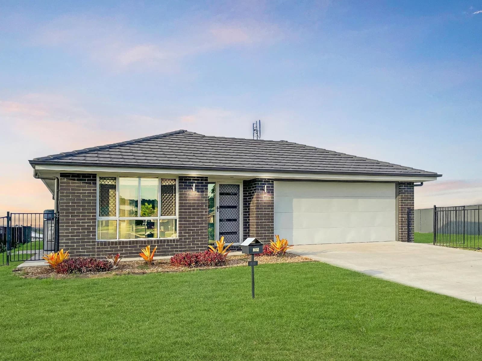 25 Richmond Terrace, Plainland, QLD, 4341, Plainland - Image 1