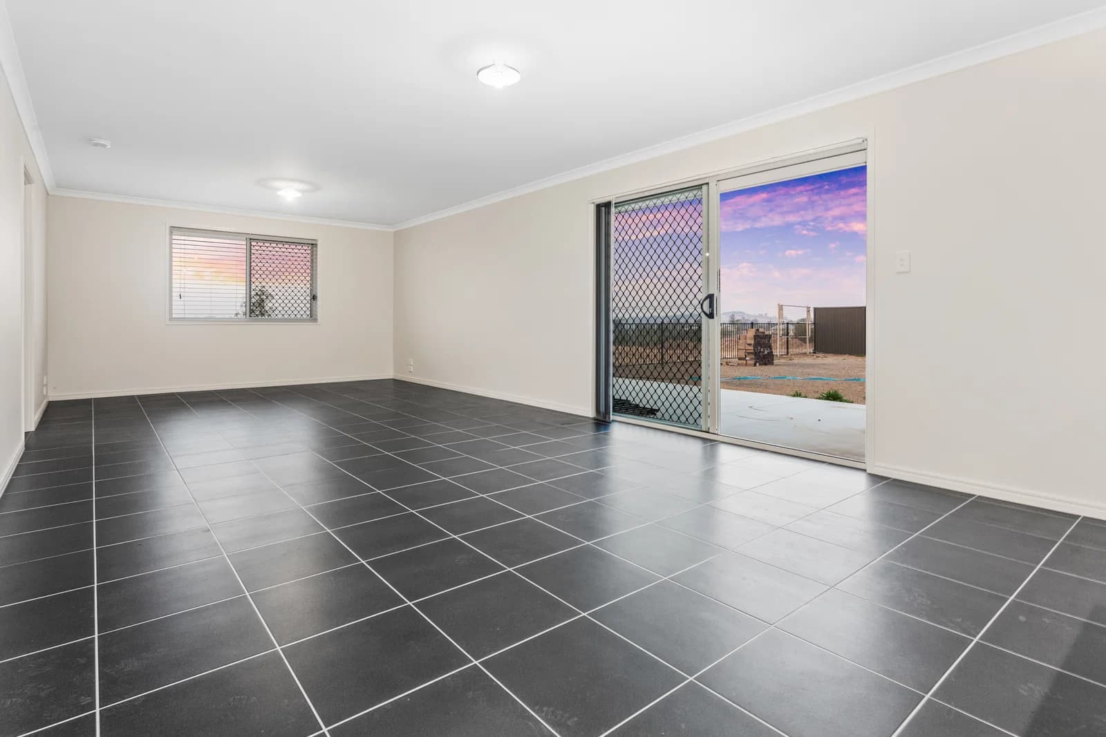 25 Richmond Terrace, Plainland, QLD, 4341, Plainland - Thumbnail 4