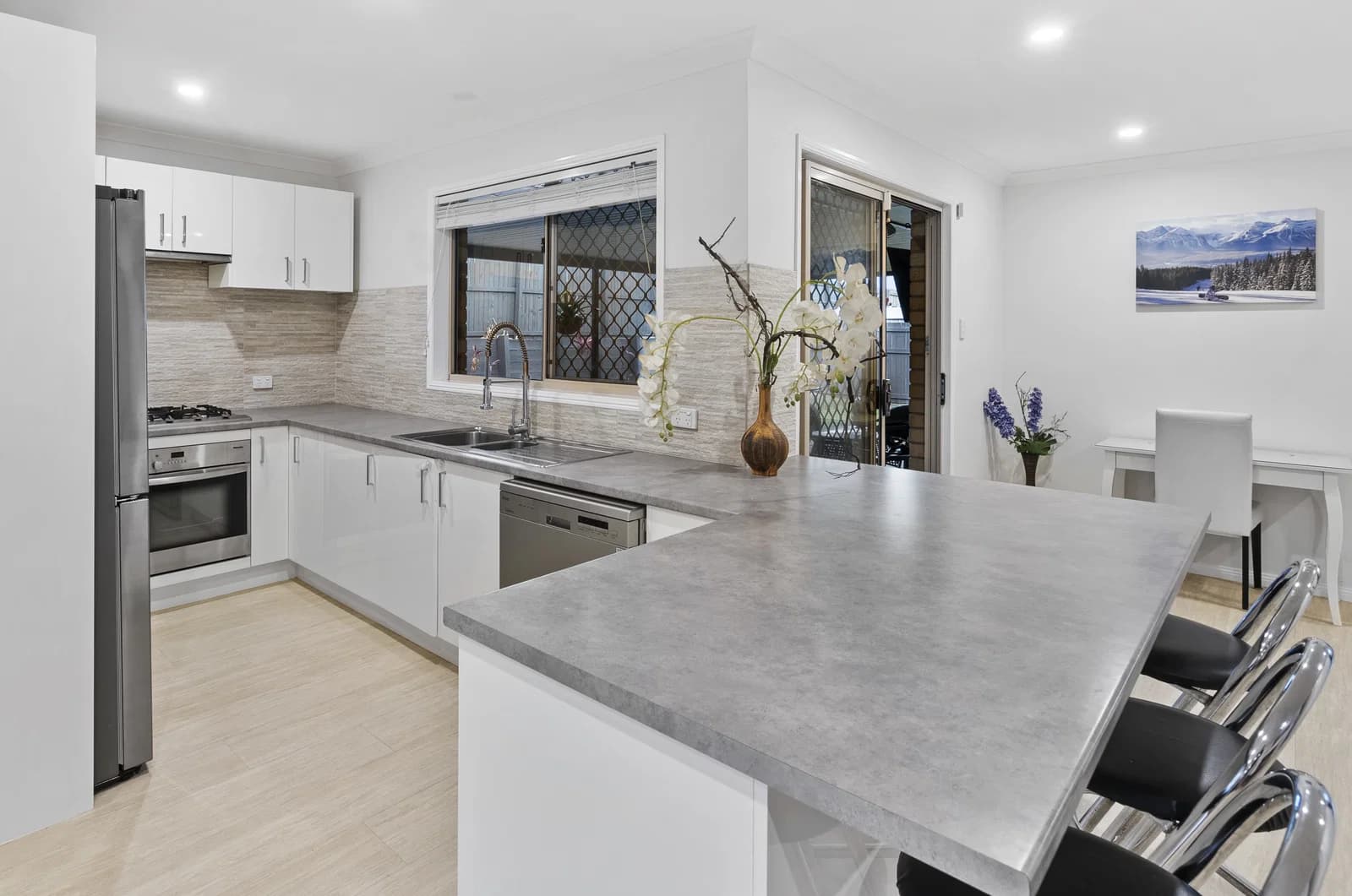 94 Torquay Crescent, Tingalpa, QLD, 4173, Tingalpa - Thumbnail 2