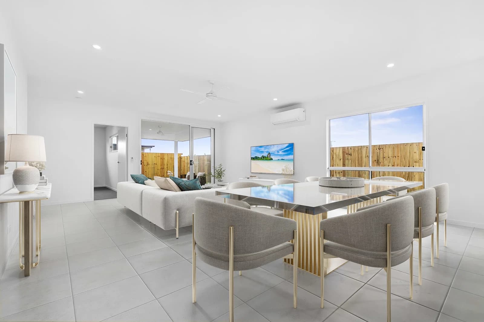 40 Valley Crescent, Palmview, QLD, 4553, Palmview - Thumbnail 4