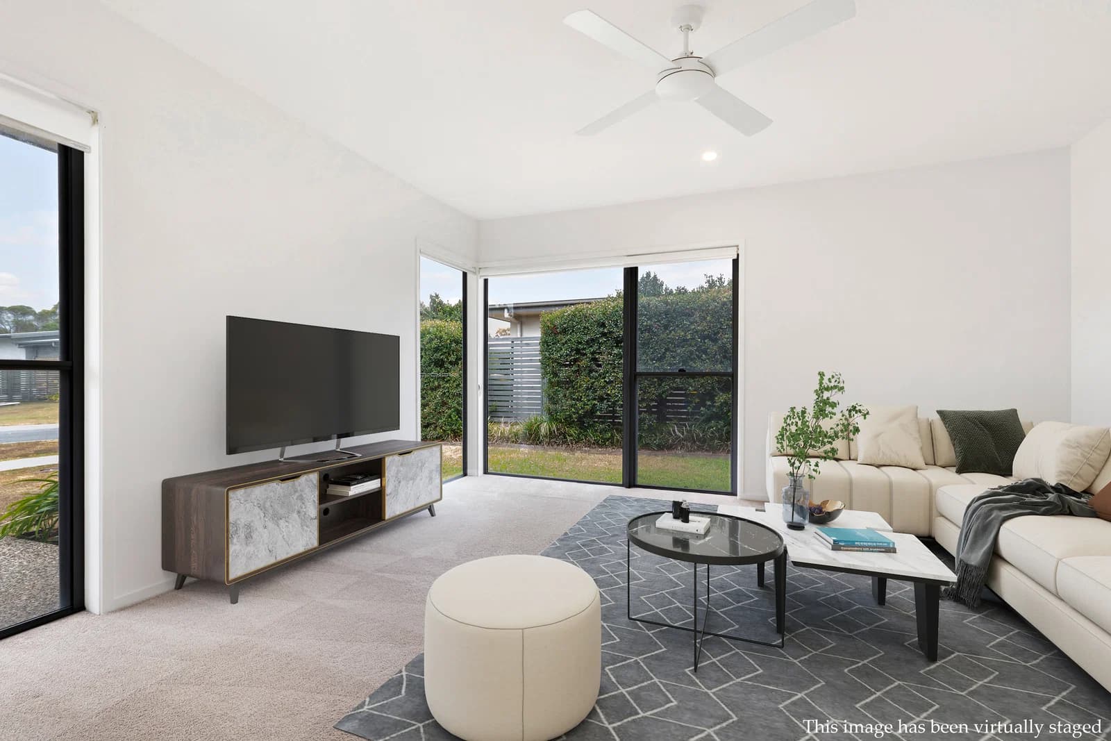 11 Ellabay Crescent, Redland Bay, QLD, 4165, Redland Bay - Thumbnail 3