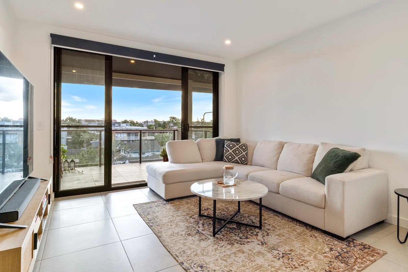 302/111 Kates Street, Morningside, QLD, 4170, Morningside - Image 1