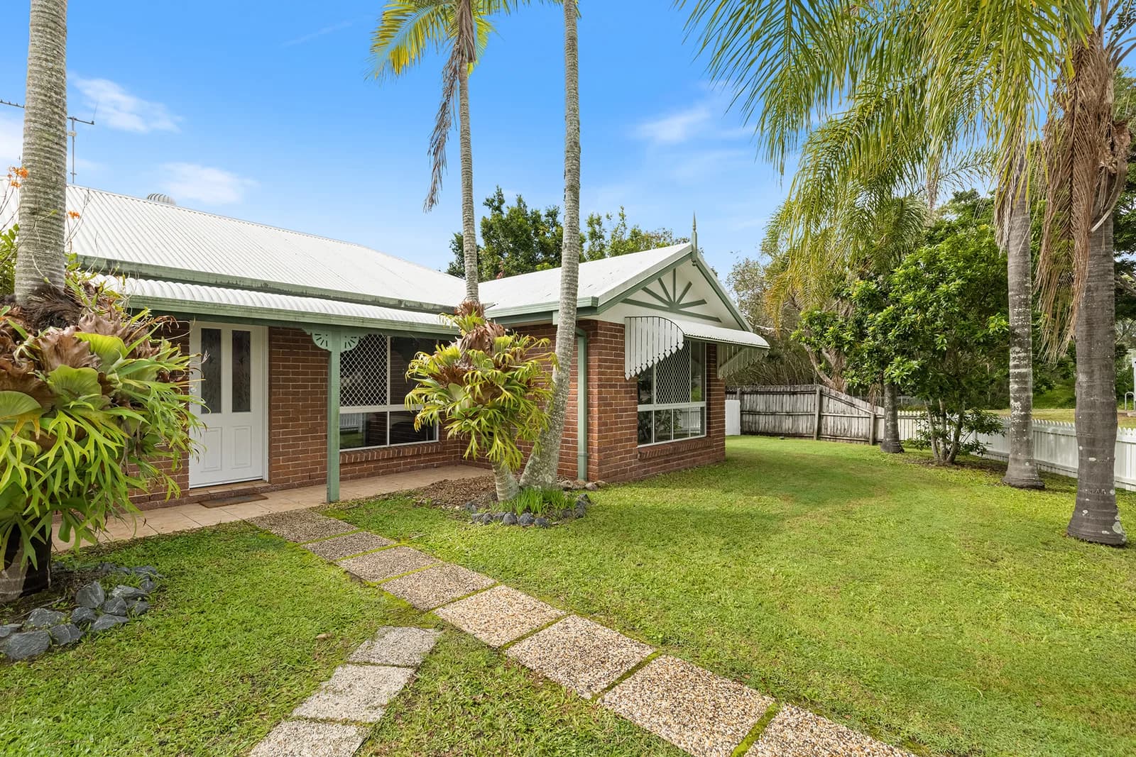 30 Fairway Drive, Redland Bay, QLD, 4165, Redland Bay - Thumbnail 6