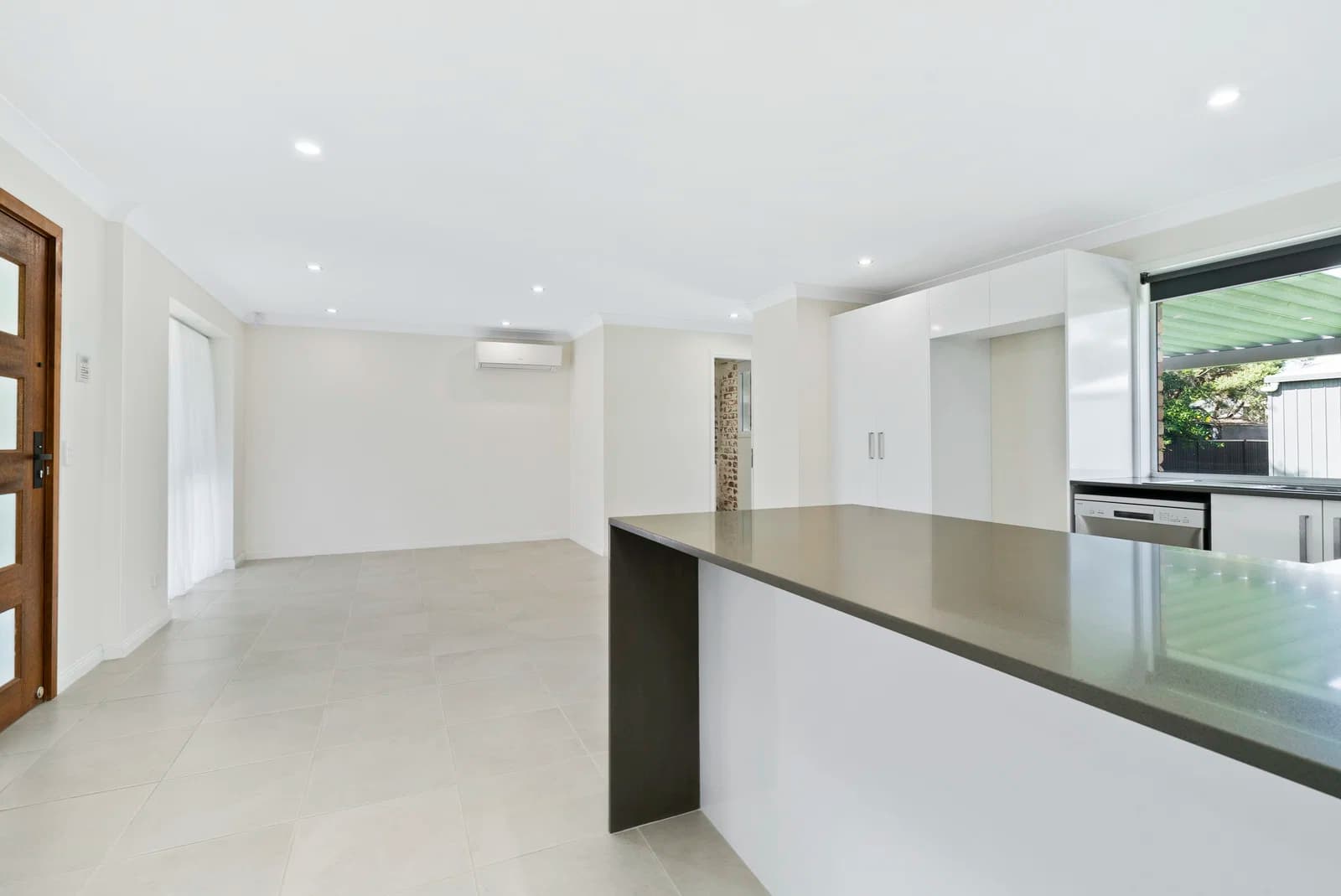 103 Cobai Drive, Mudgeeraba, QLD, 4213, Mudgeeraba - Thumbnail 3