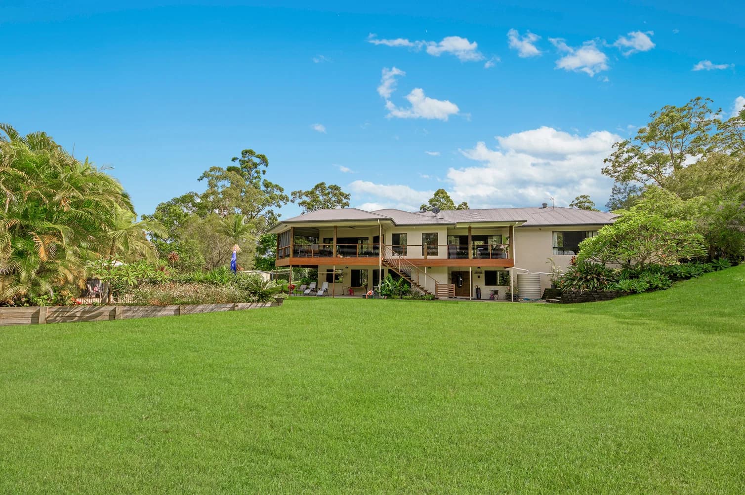 5 Willandra Court, Maudsland, QLD, 4210, Maudsland - Thumbnail 2