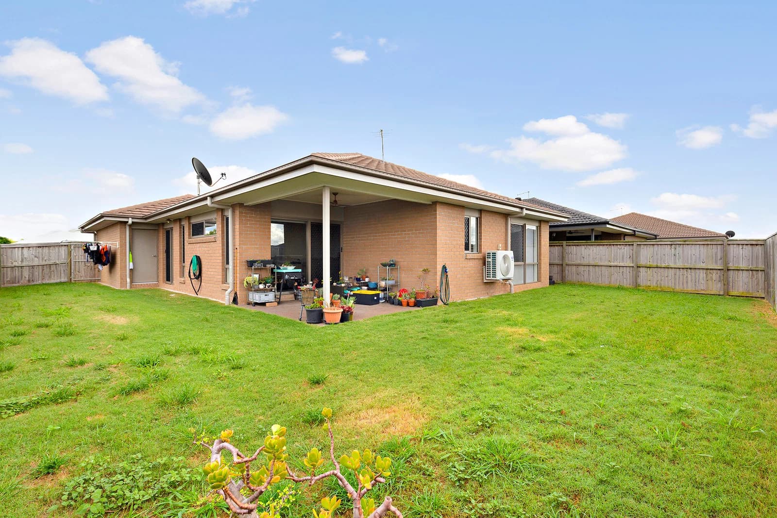 5 Wicker Road, Park Ridge, QLD, 4125, Park Ridge - Image 1