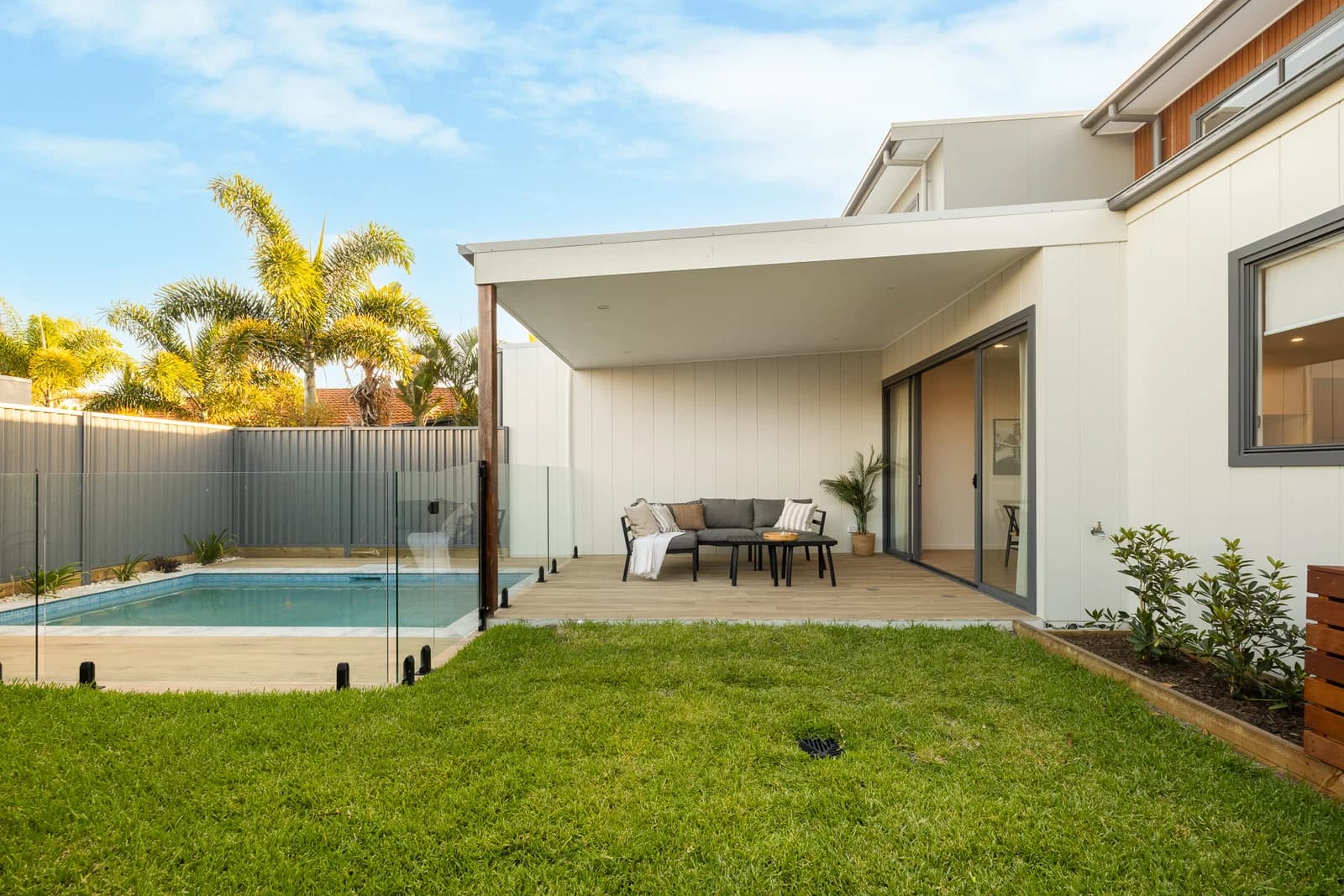 56 Dawn Parade, Miami, QLD, 4220, Miami - Thumbnail 8