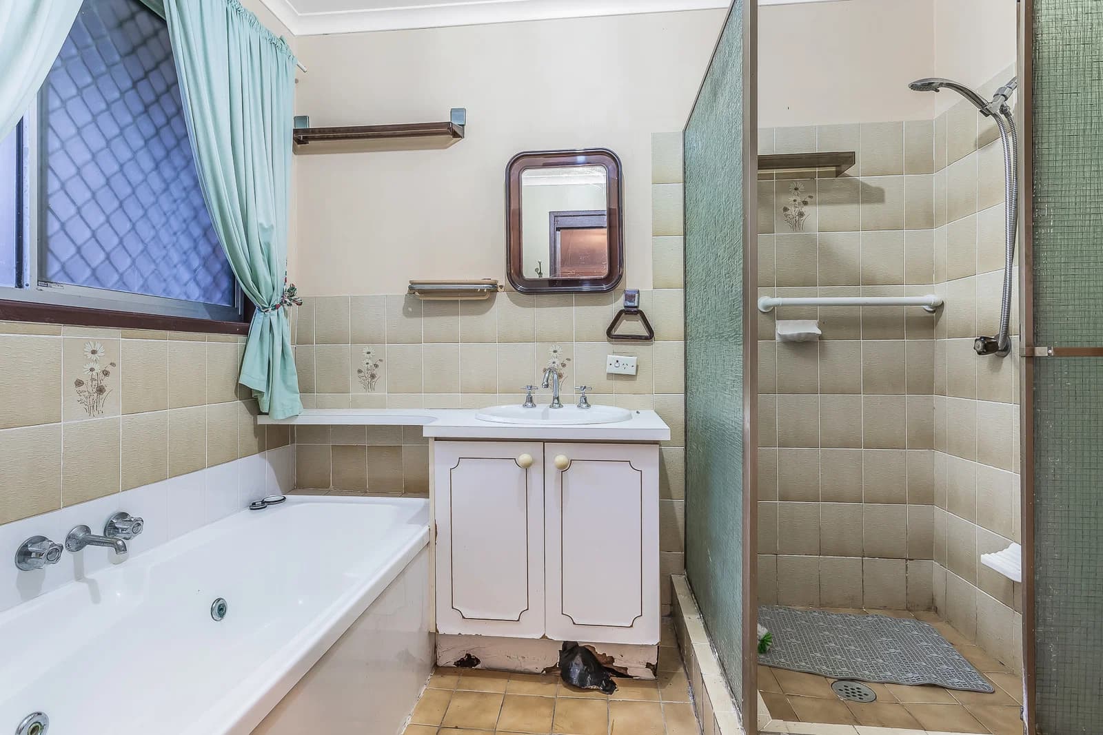 1202 Old North Crescent Strathpine QLD 4500, Strathpine - Thumbnail 4
