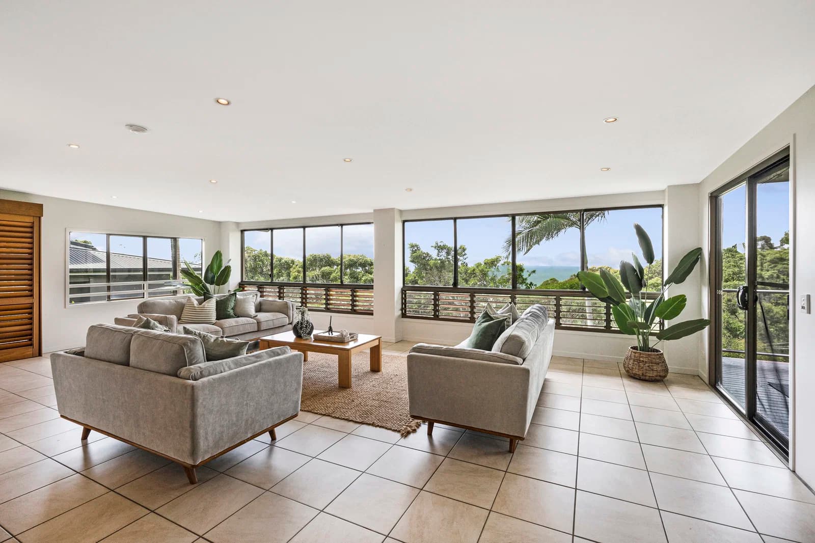 24 Grandview Drive, Coolum Beach, QLD, 4573, Coolum Beach - Thumbnail 3