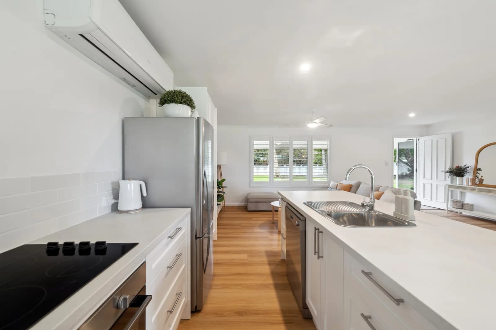 33 Cabrera Crescent Beerwah QLD 4519, Beerwah - Thumbnail 5