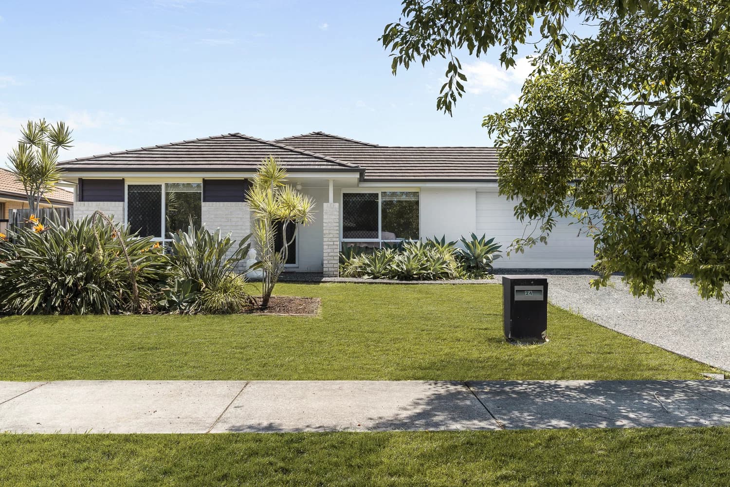 24 Adam Street Beachmere QLD 4510, Beachmere - Thumbnail 4