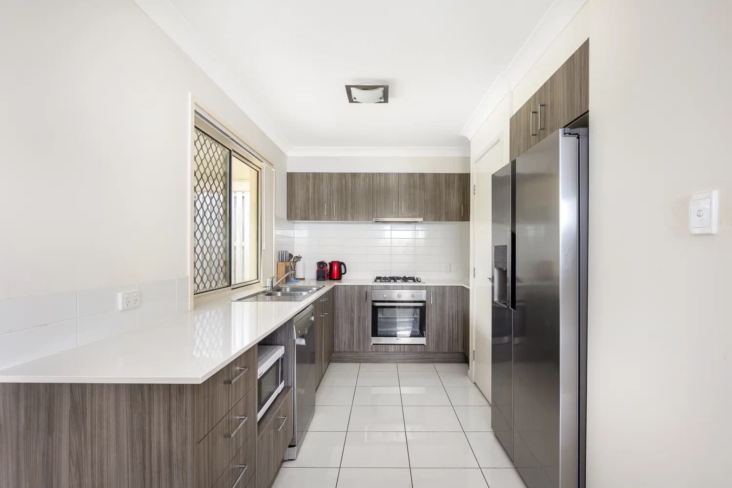 18 Bowerbird Crescent Dakabin QLD 4503, Dakabin - Thumbnail 2