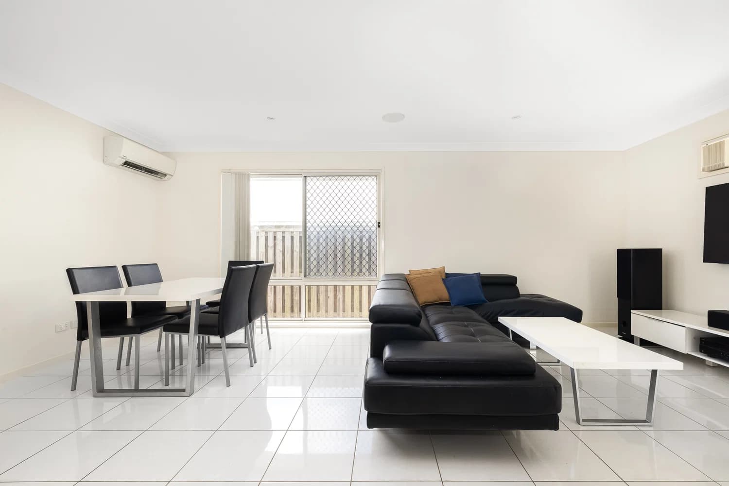 18 Bowerbird Crescent Dakabin QLD 4503, Dakabin - Thumbnail 4