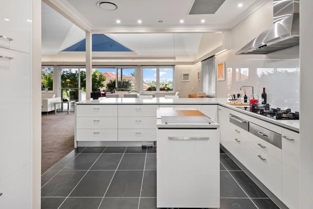 138 Wynnum Road, Norman Park, QLD, 4170, Norman Park - Thumbnail 6