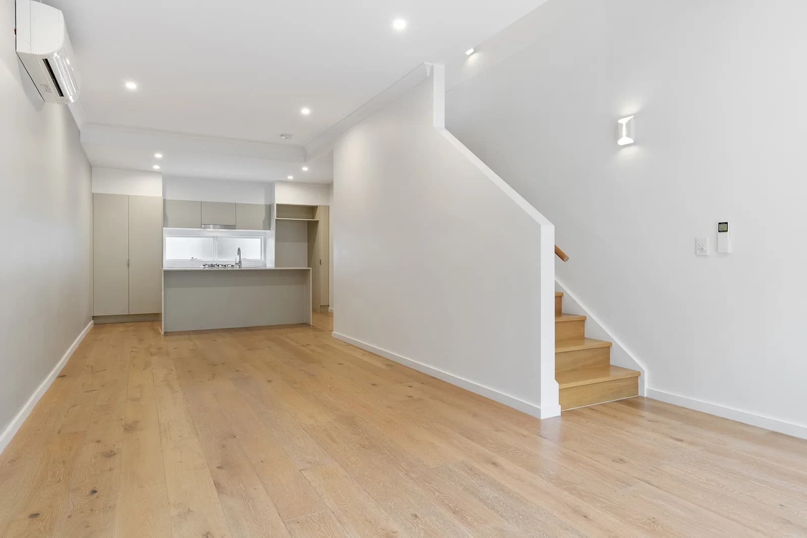 2/5 Troubridge Street, Mount Gravatt East, QLD, 4122, Mount Gravatt East - Thumbnail 3