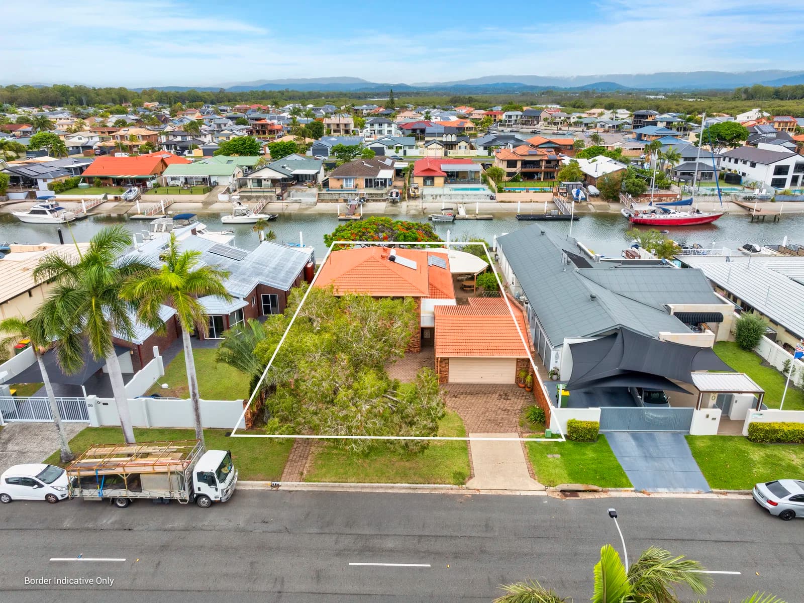 28 O'Grady Drive, Paradise Point, QLD, 4216, Paradise Point - Thumbnail 4