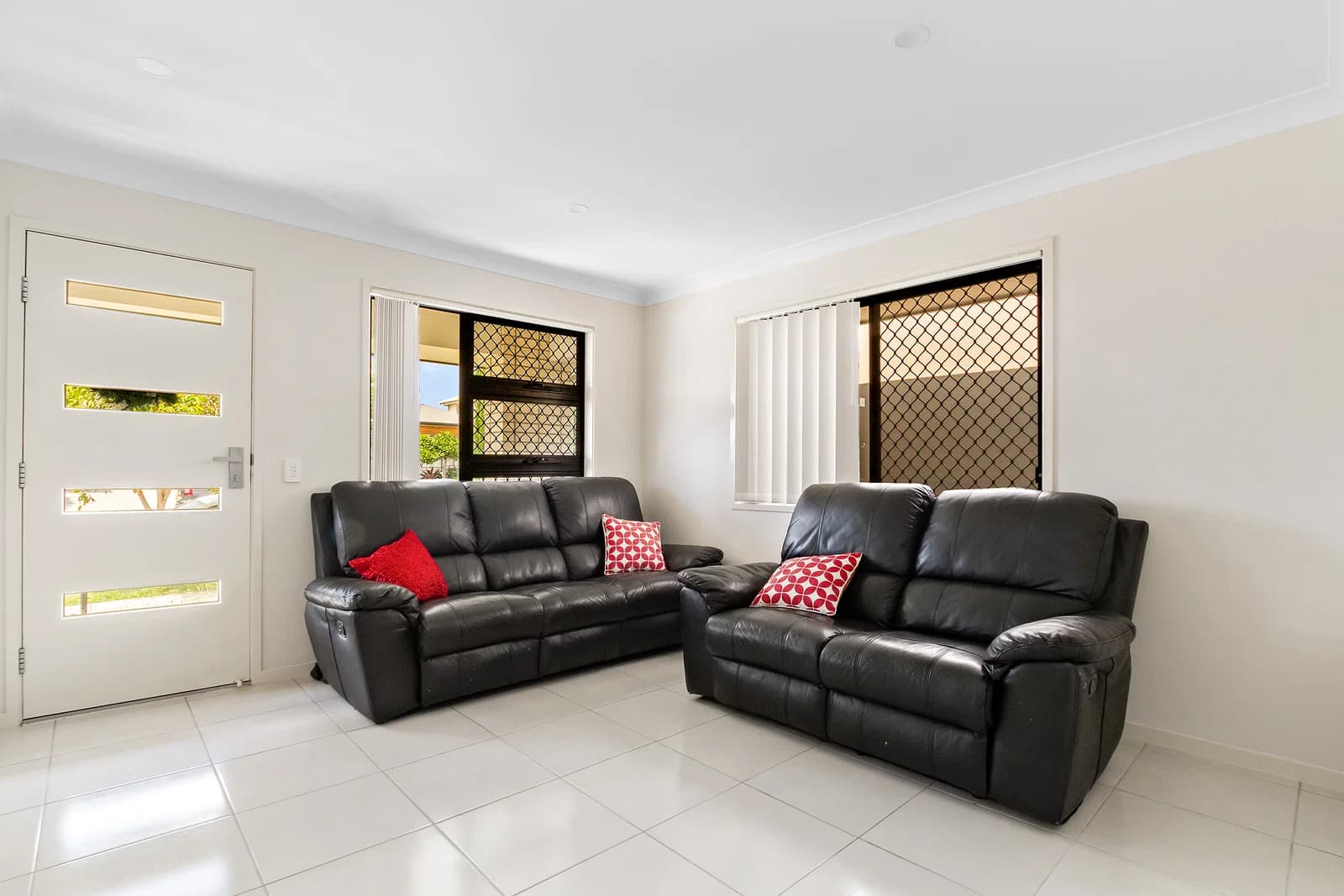 28 Killara Boulevard, Logan Reserve, QLD, 4133, Logan Reserve - Thumbnail 2