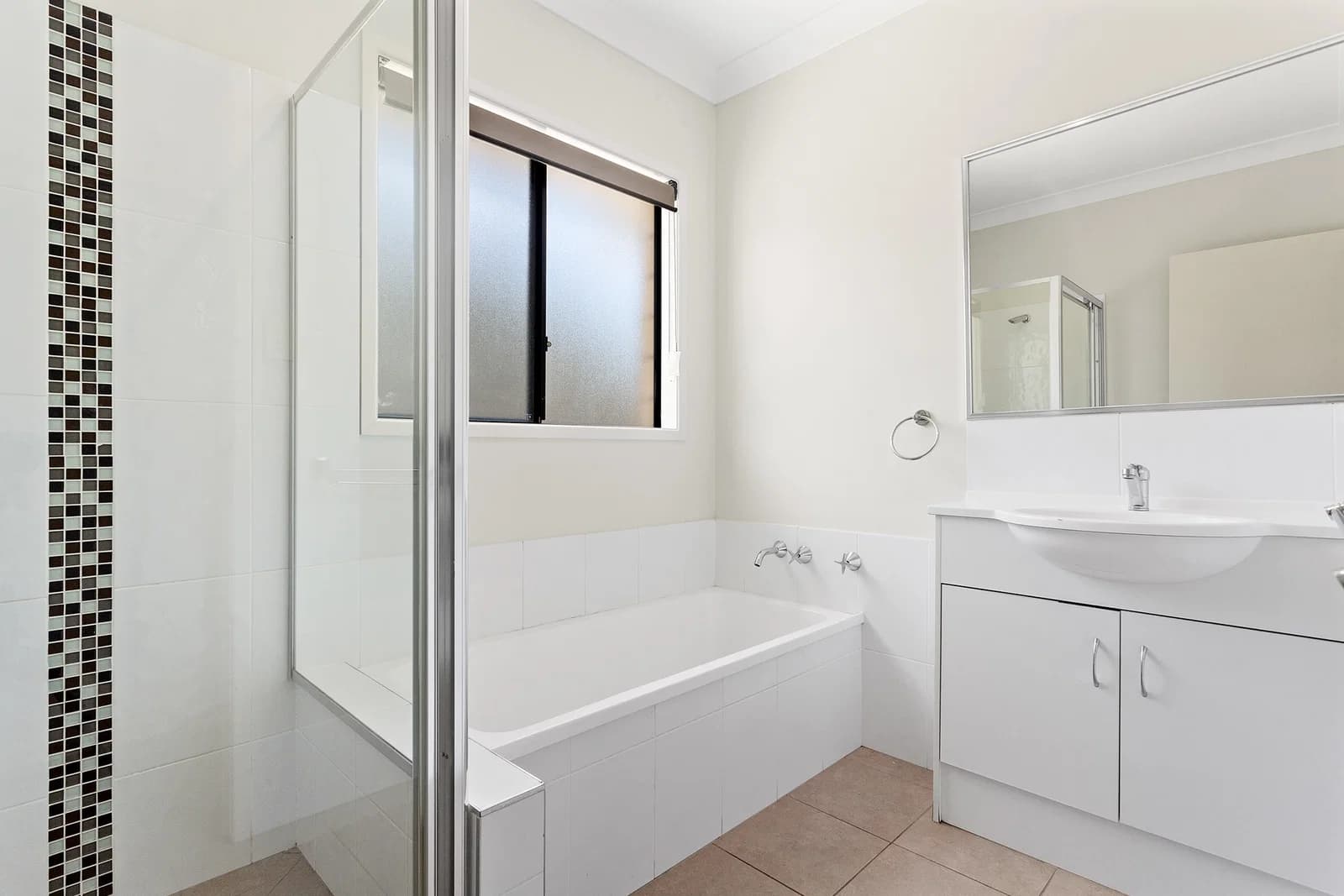 13 Forest Oak Court, Chuwar, QLD, 4306, Chuwar - Thumbnail 7