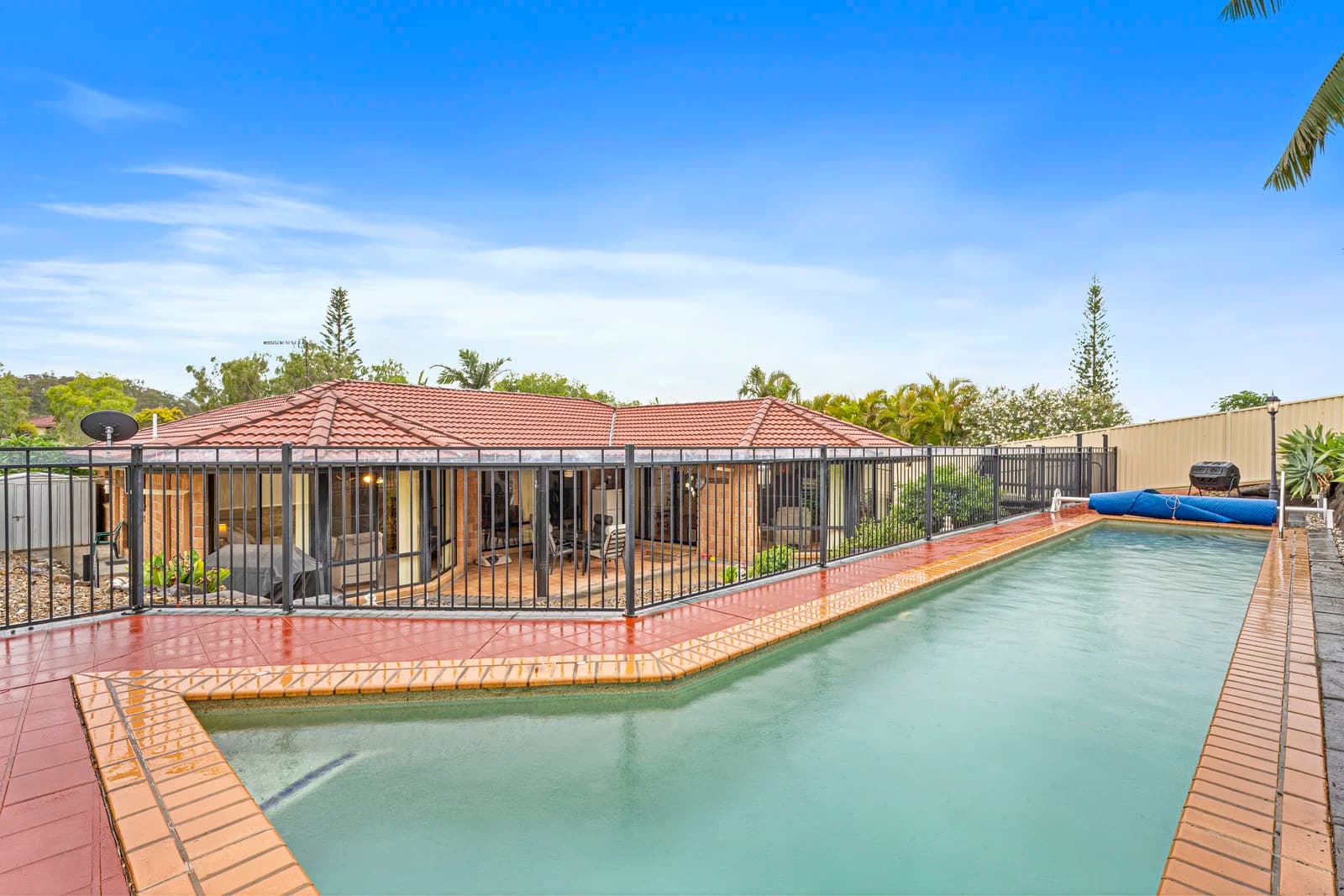 10 Langfield Crescent, Ormeau Hills, QLD, 4208, Ormeau Hills - Thumbnail 2