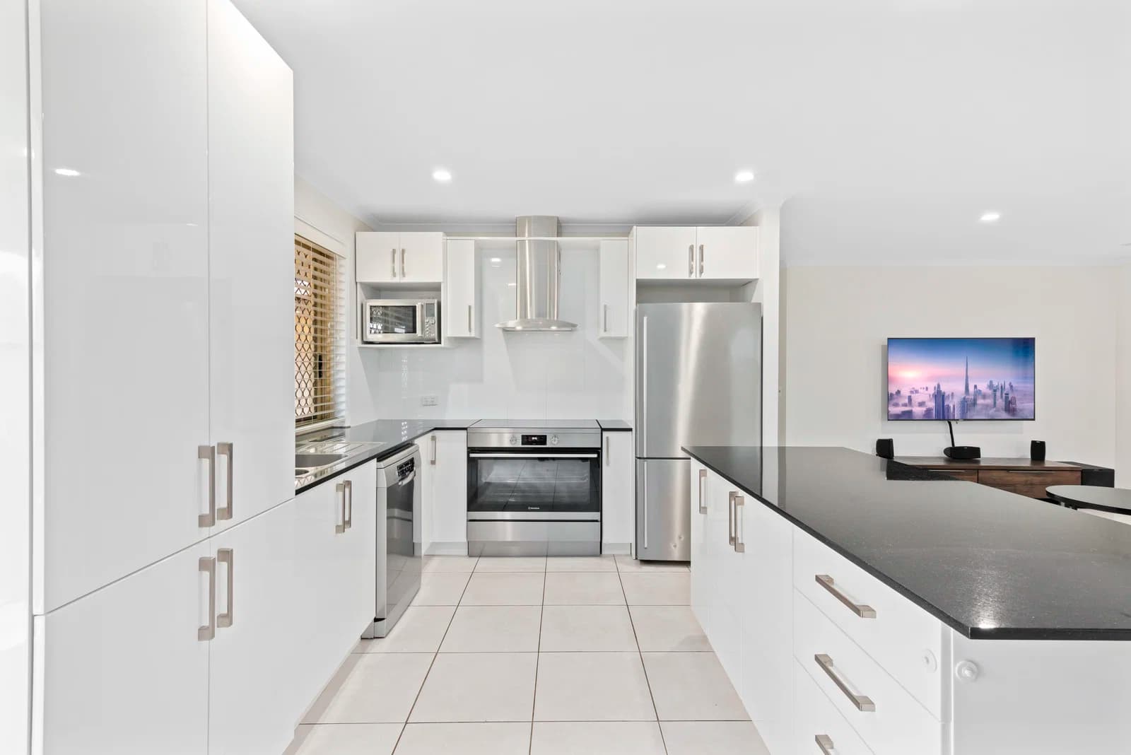 1 Stepney Close, Robina, QLD, 4226, Robina - Thumbnail 2