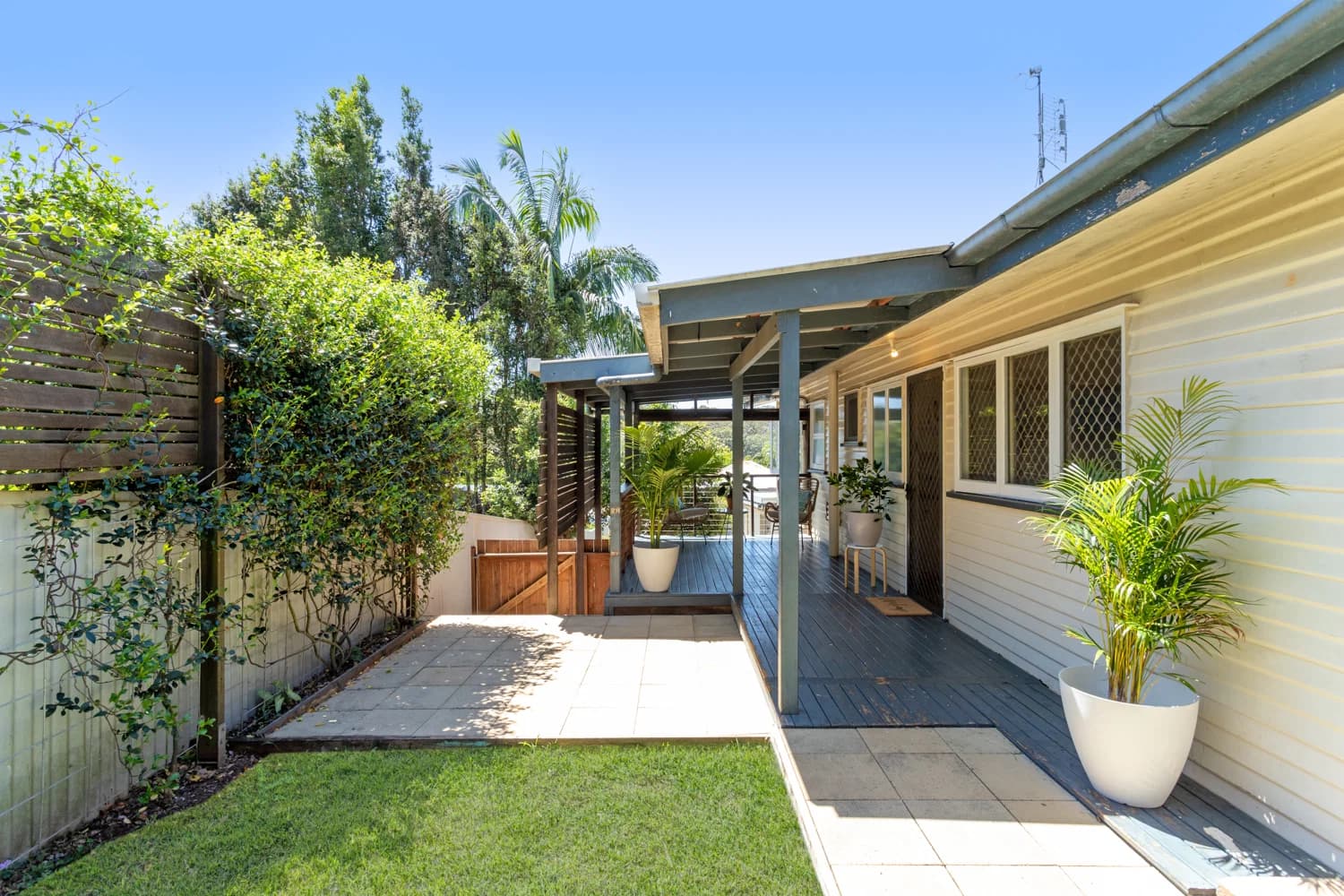 4 Hill Street, Palmwoods, QLD, 4555, Palmwoods - Thumbnail 2