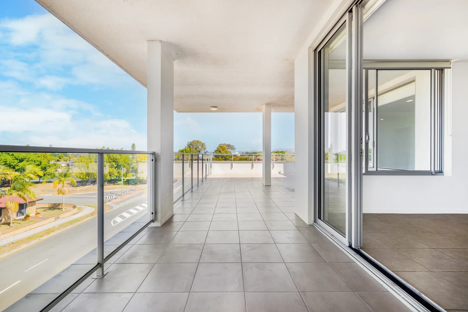 2413/1-7 Waterford Court, Bundall, QLD, 4217, Bundall - Thumbnail 3