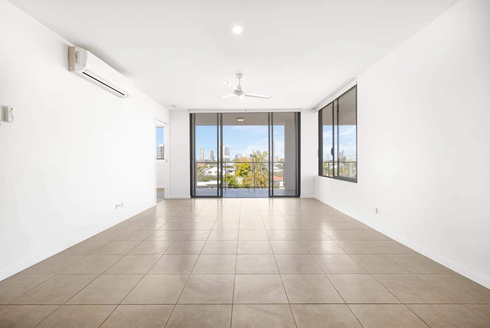 2413/1-7 Waterford Court, Bundall, QLD, 4217, Bundall - Thumbnail 6