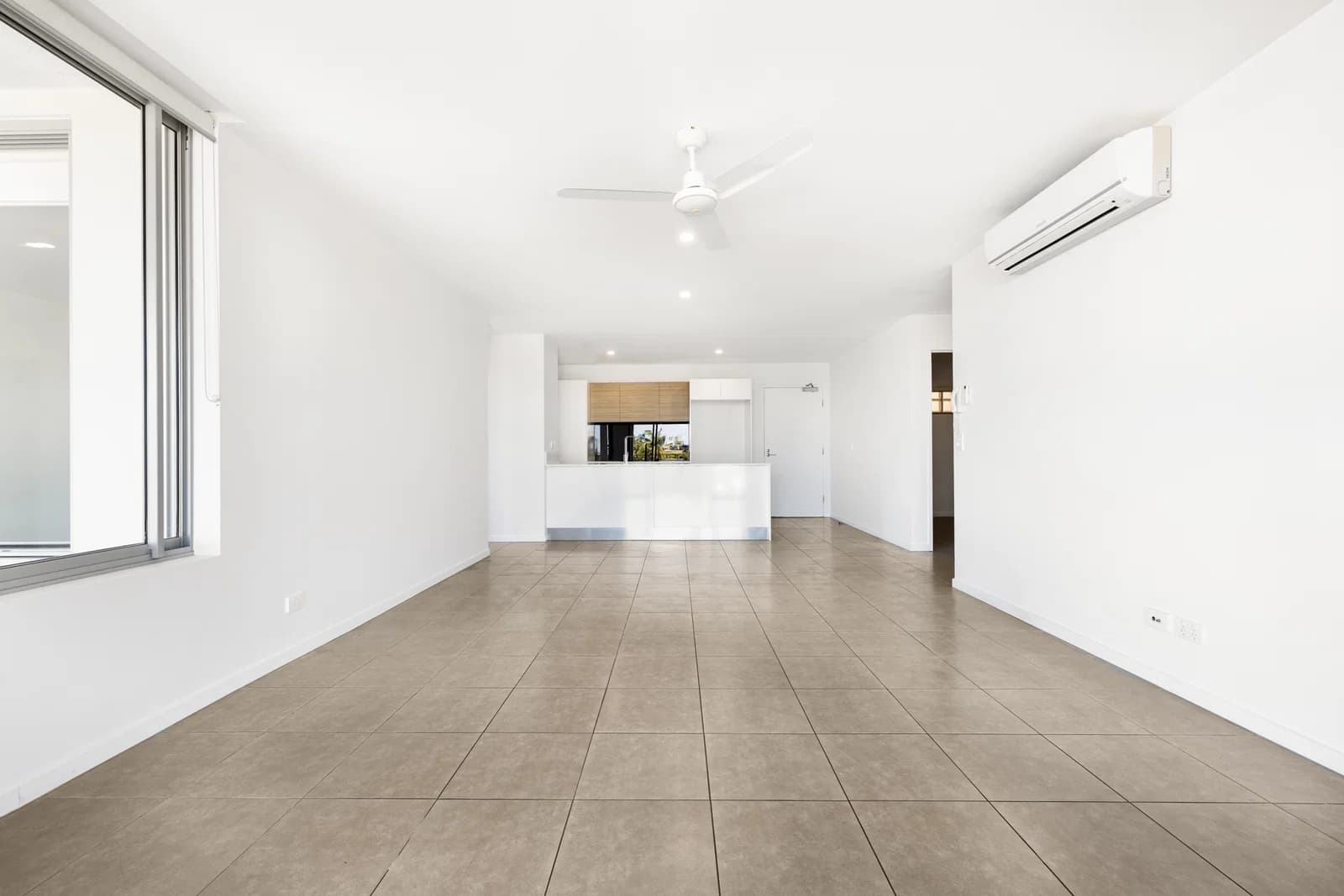 2413/1-7 Waterford Court, Bundall, QLD, 4217, Bundall - Thumbnail 8