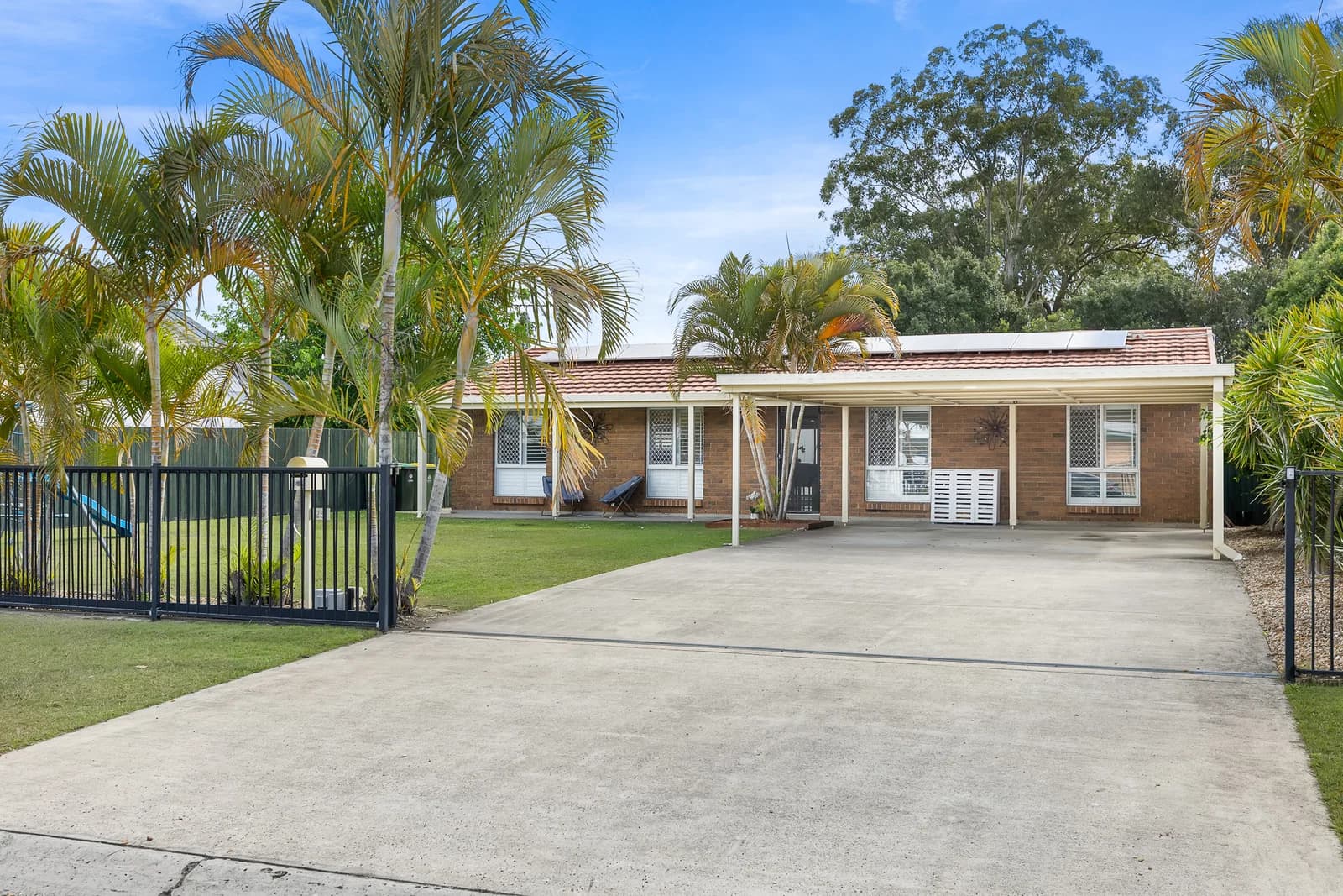 25 Sandalwood Street, Crestmead, QLD, 4132, Crestmead - Thumbnail 2