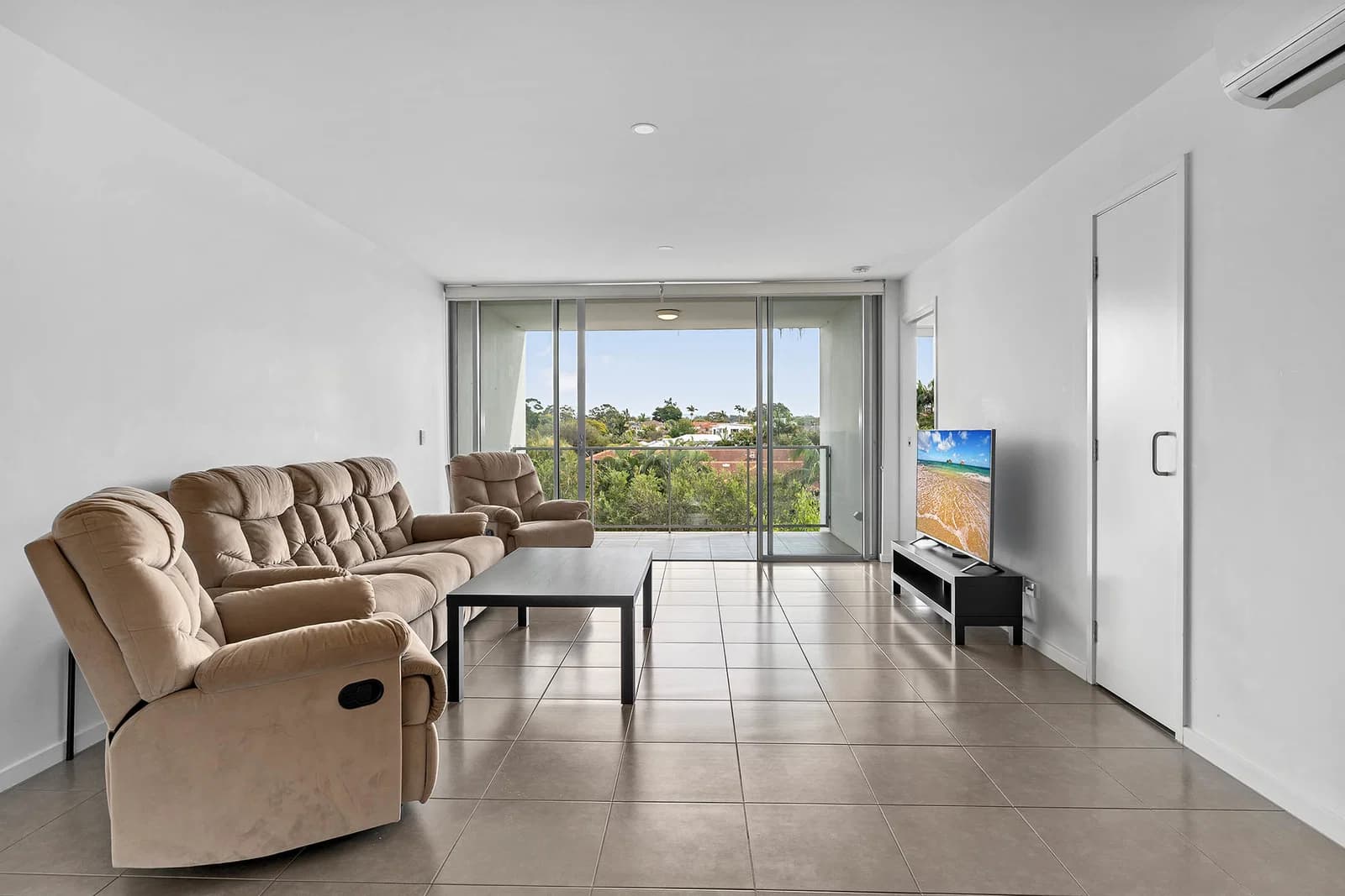 3307/1-7 Waterford Court, Bundall, QLD, 4217, Bundall - Image 1