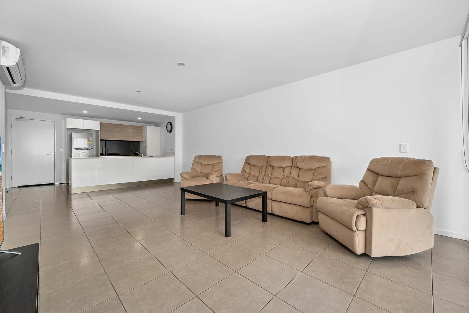 3307/1-7 Waterford Court, Bundall, QLD, 4217, Bundall - Thumbnail 2