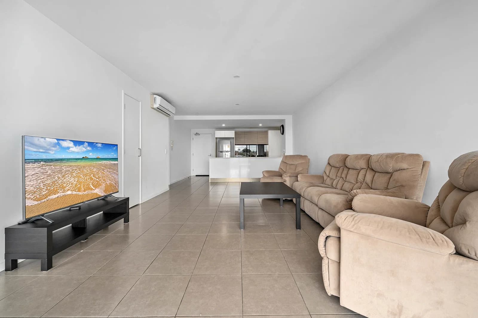 3307/1-7 Waterford Court, Bundall, QLD, 4217, Bundall - Thumbnail 5