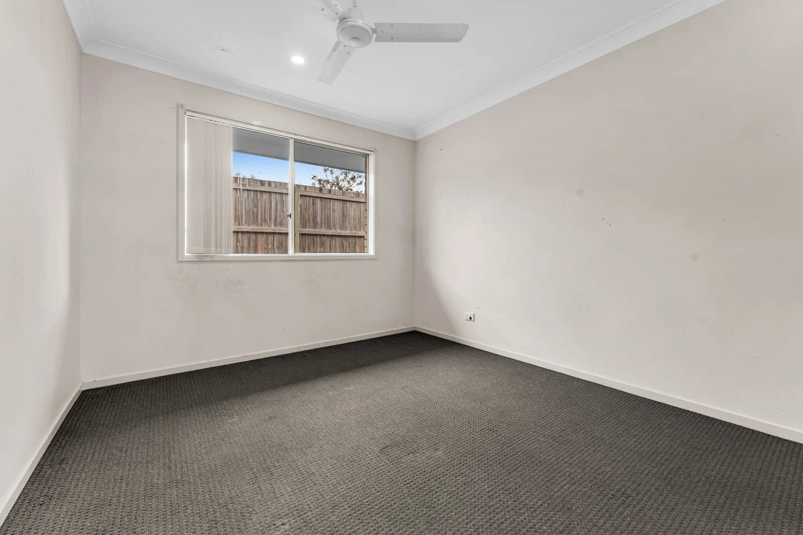 8 Pinehurst Avenue, Leichhardt, QLD, 4305, Leichhardt - Thumbnail 7