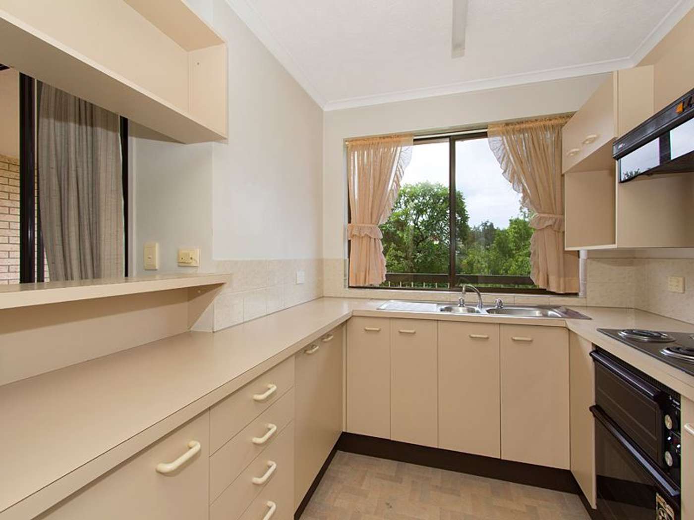 3/98 Whitmore Street Taringa QLD 4068, Taringa - Thumbnail 2