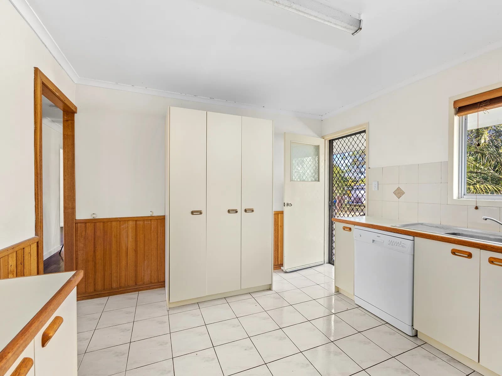 9 Bays Court, Brassall, QLD, 4305, Brassall - Thumbnail 7