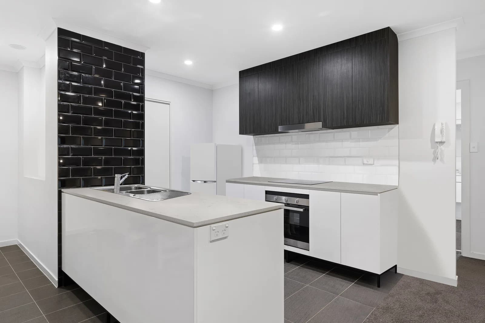 9/30 Jordan Street, Greenslopes, QLD, 4120, Greenslopes - Thumbnail 2