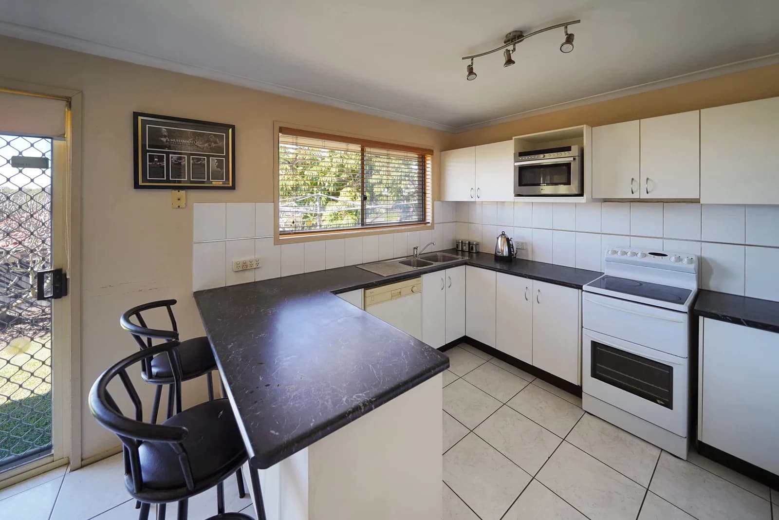11 Houdini Terrace, Edens Landing, QLD, 4207, Edens Landing - Thumbnail 4