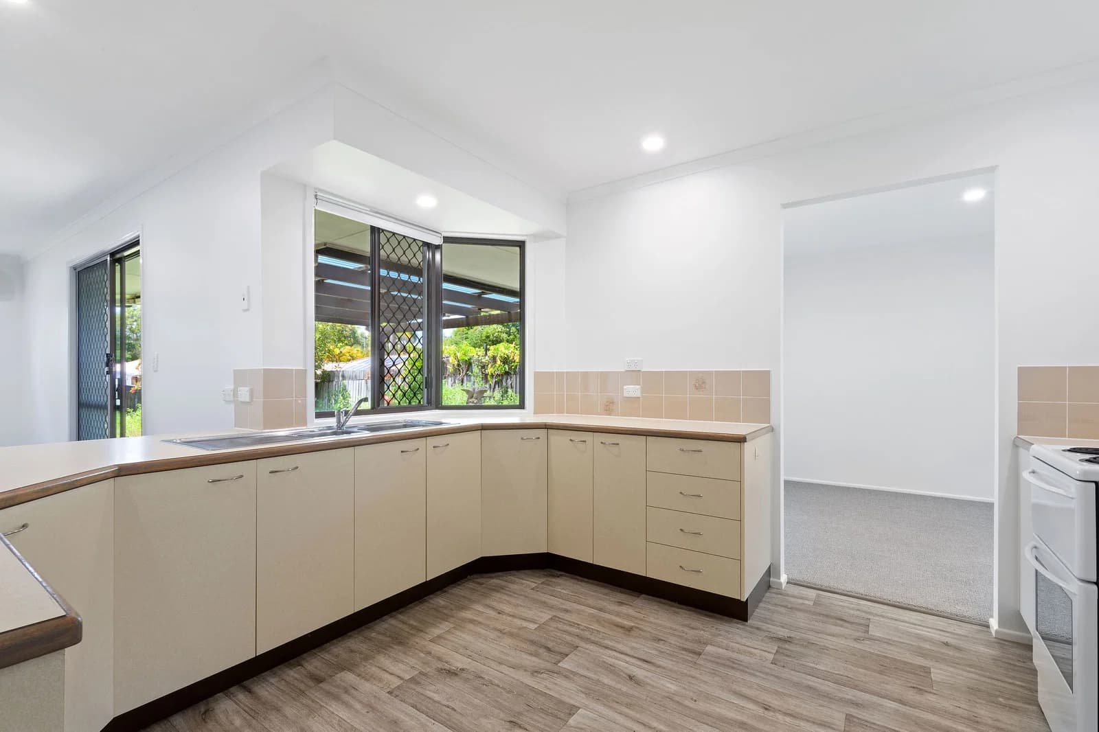 54 Elkhorn Street, Kuluin, QLD, 4558, Kuluin - Thumbnail 6