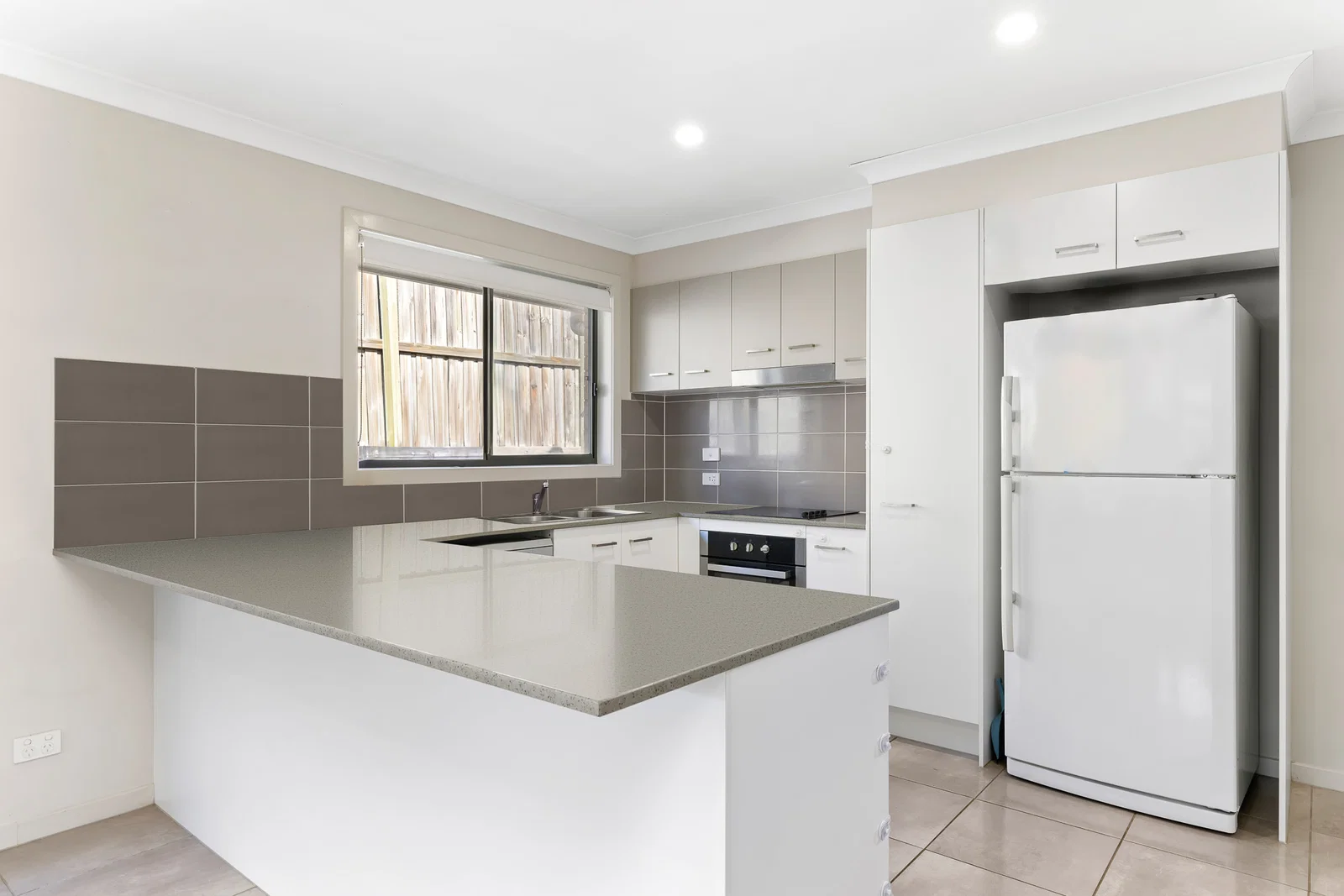 13 Mount Ballow Street, Park Ridge, QLD, 4125, Park Ridge - Thumbnail 4