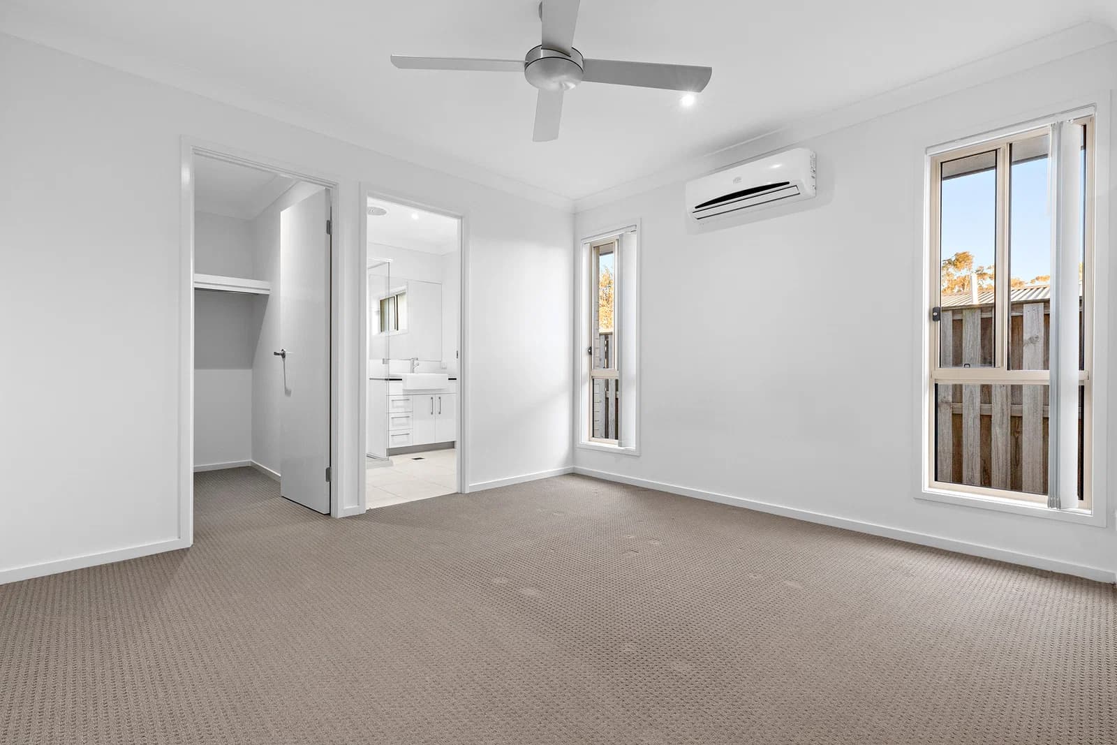 50 Bowerbird Crescent Dakabin QLD 4503, Dakabin - Thumbnail 3