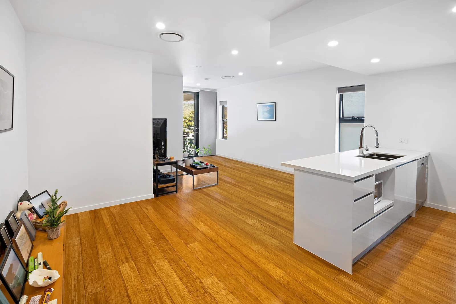 8/45 Clarence Road Indooroopilly QLD 4068, Indooroopilly - Thumbnail 2